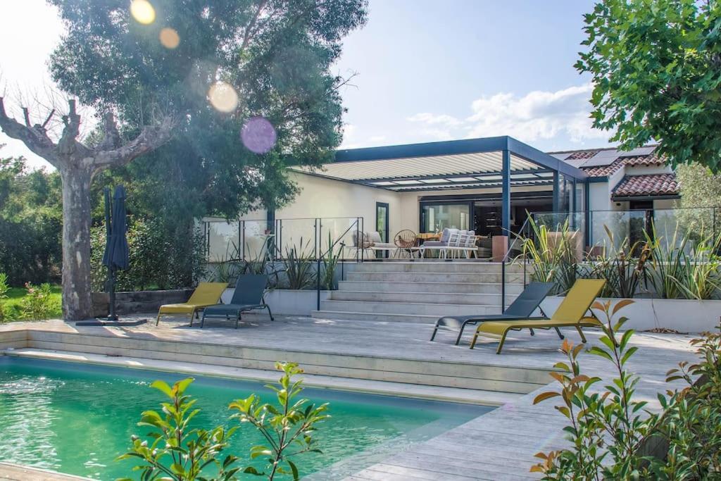 Villa Des Jacinthes Tarascon Eksteriør billede