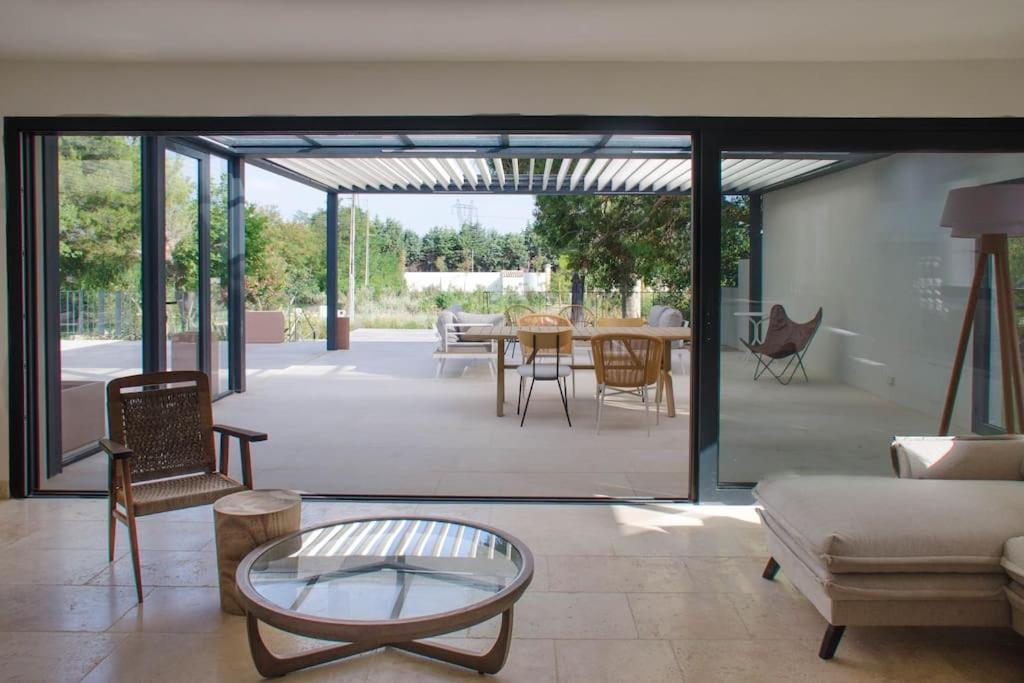 Villa Des Jacinthes Tarascon Eksteriør billede