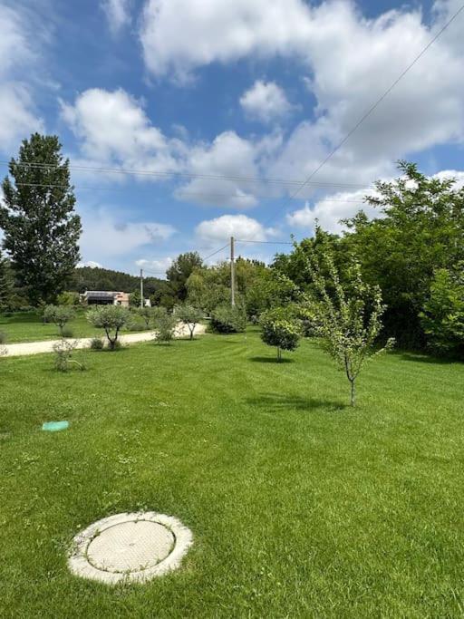 Villa Des Jacinthes Tarascon Eksteriør billede