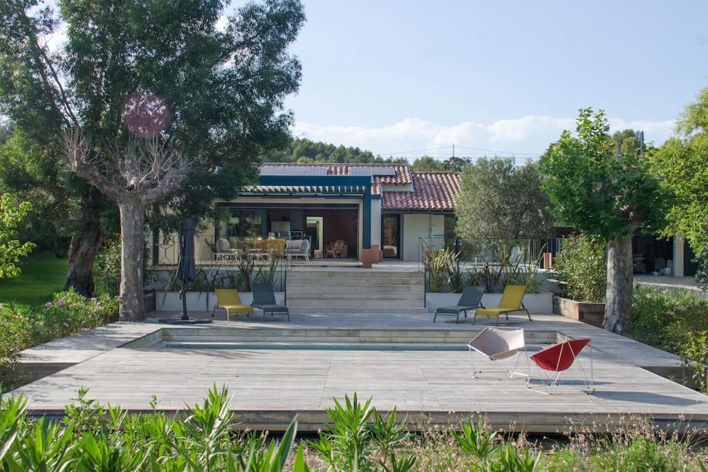 Villa Des Jacinthes Tarascon Eksteriør billede